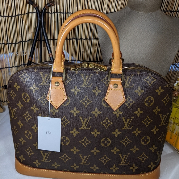 Louis Vuitton Alma handbag PM - Picture 2 of 12